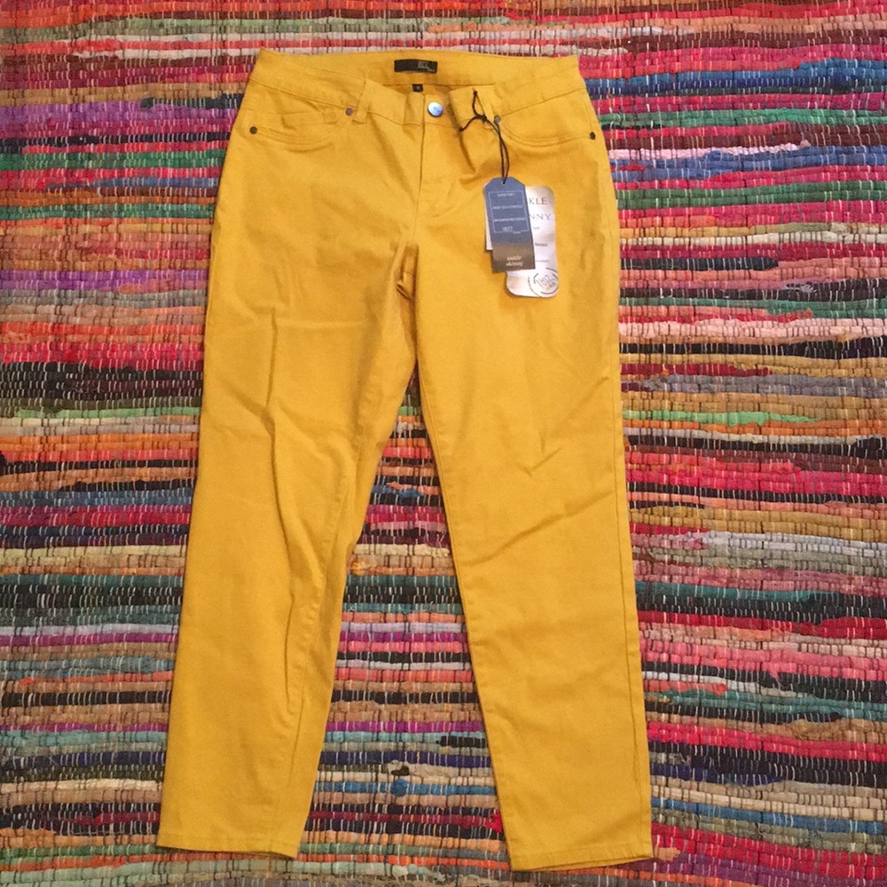 NWT 1822 Yellow Pants